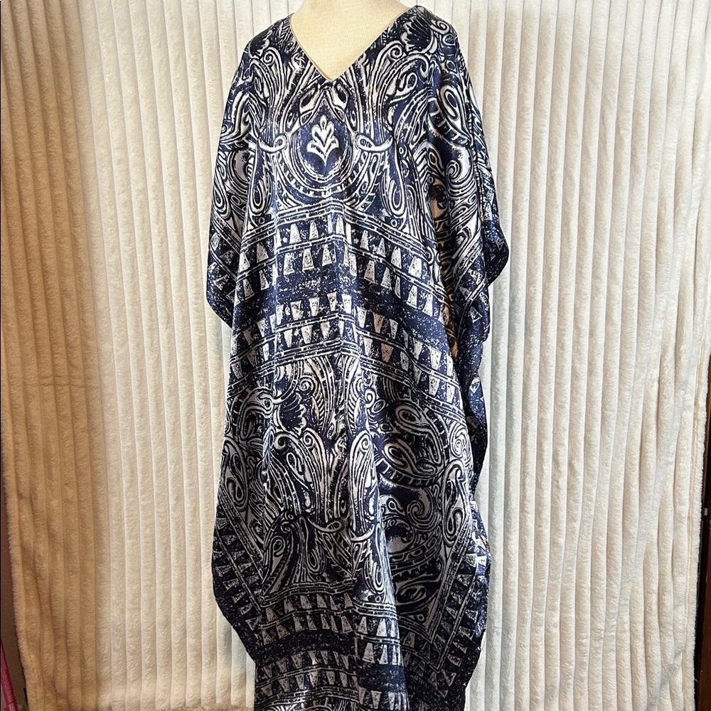 Vintage Winlar long kimono Kafton dress OS timeless, classy sophisticated